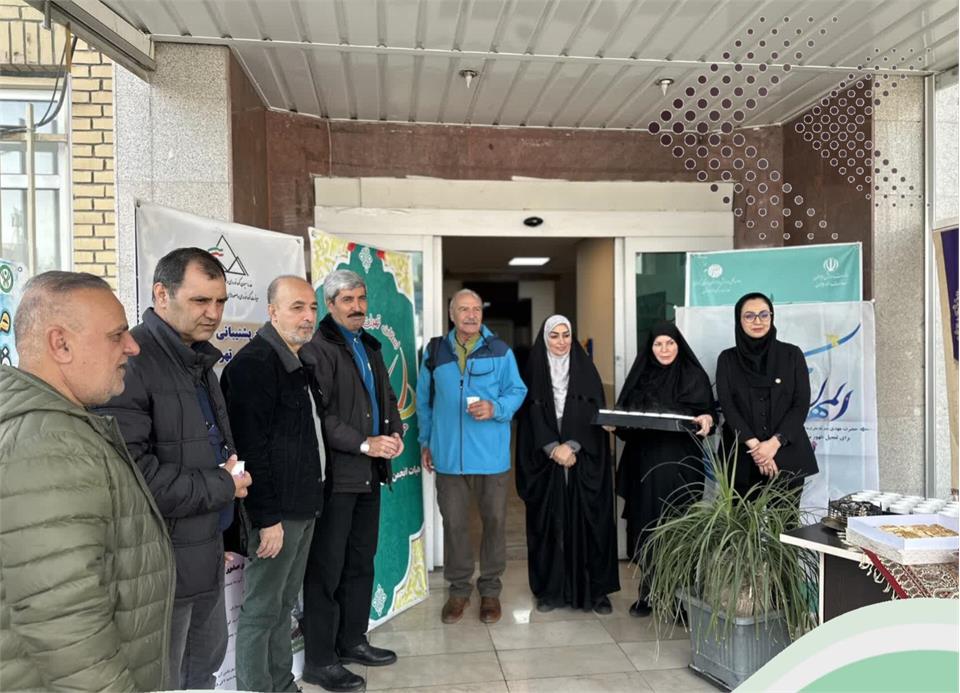 برپایی ایستگاه صلواتی ویژه کارمندان اداره ورزش شمال‌شرق